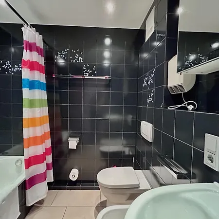 דירה Im Seepalais - Gemuetlich Und Zentral An Der Seepromenade לנגנרגן